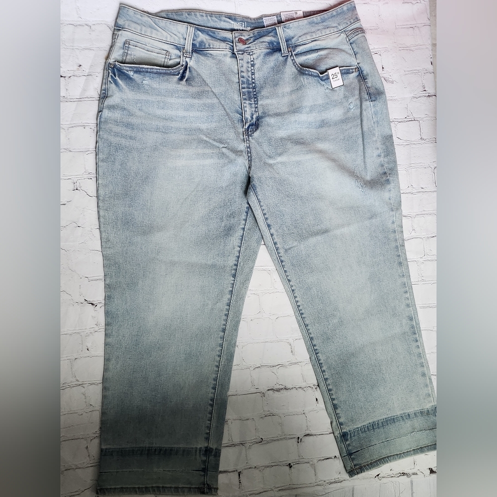 Time And Tru High Rise Straight CropJeans